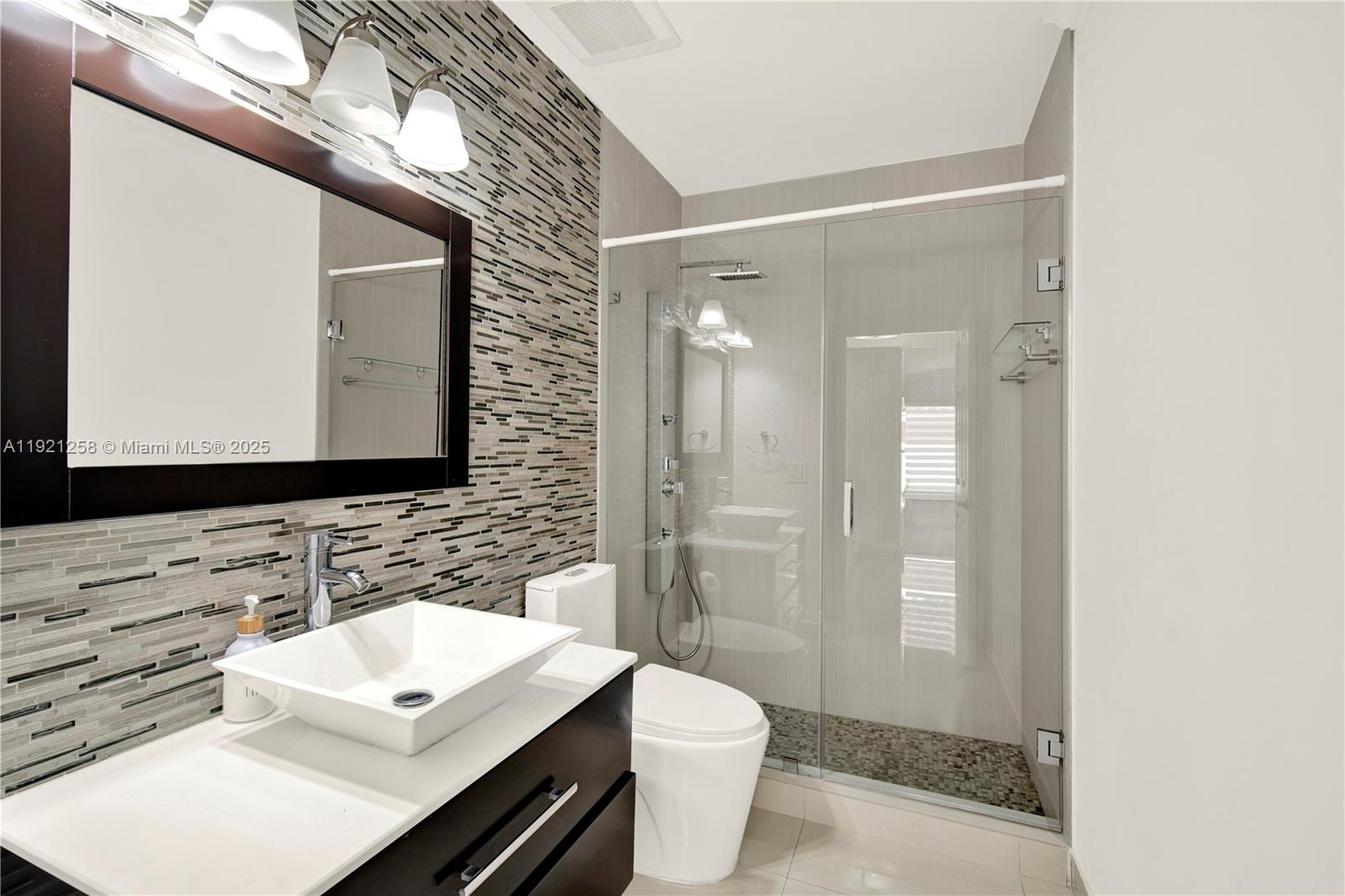 LOS ROBLES - Residential Lease