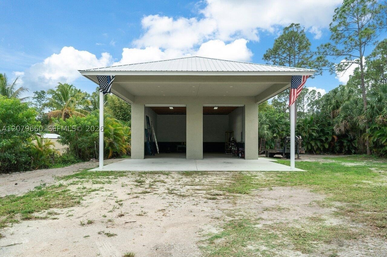 View photos, virtual tours, details... 16298 N 90th St N