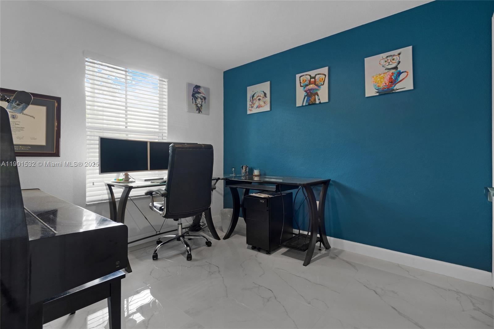 MELROSE POINT - Residential Lease