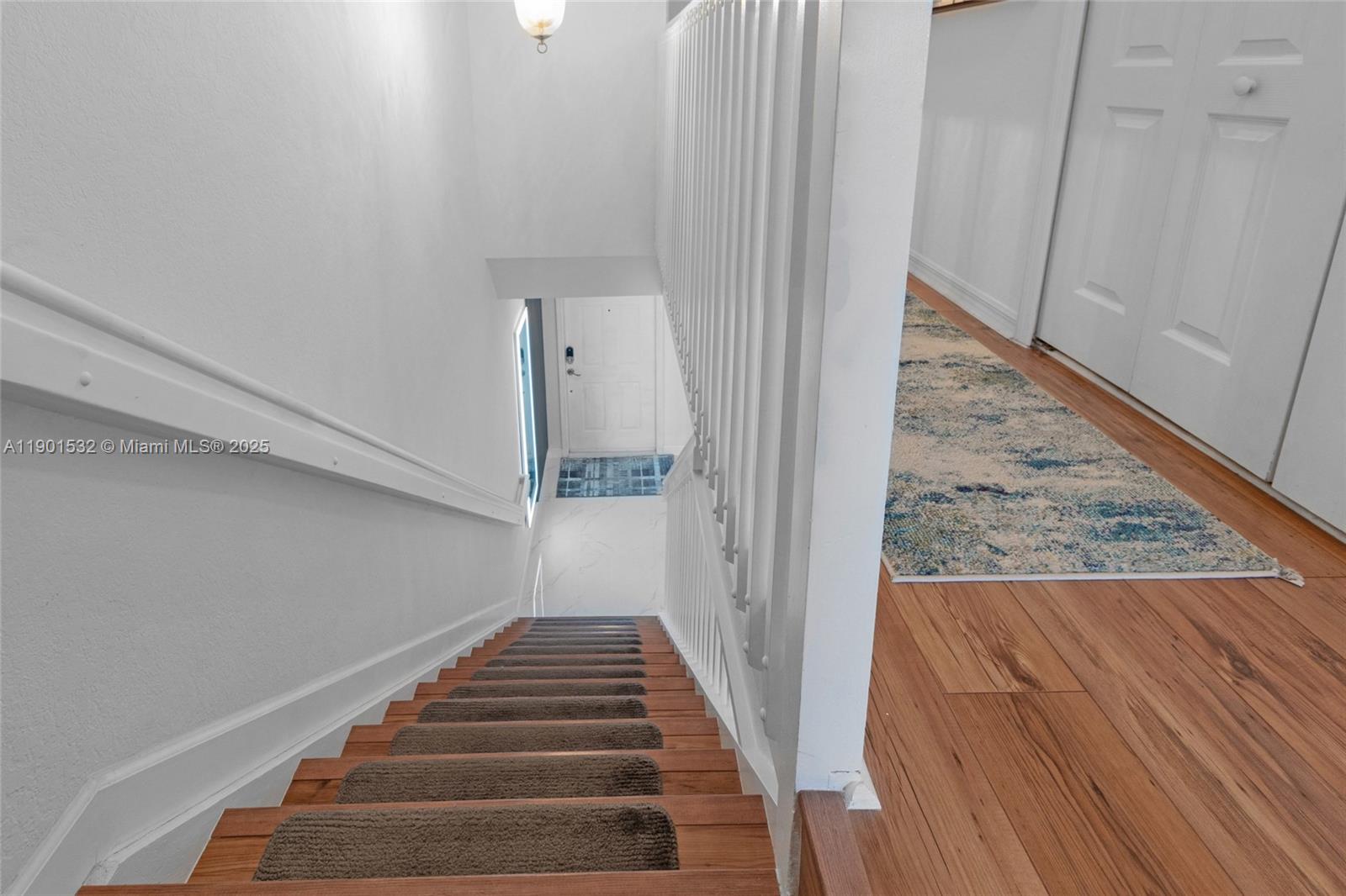 MELROSE POINT - Residential Lease