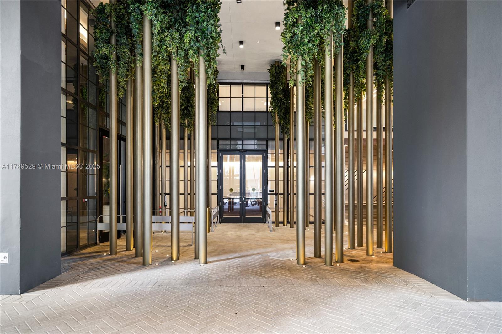 Natiivo/Gale Miami - Residential