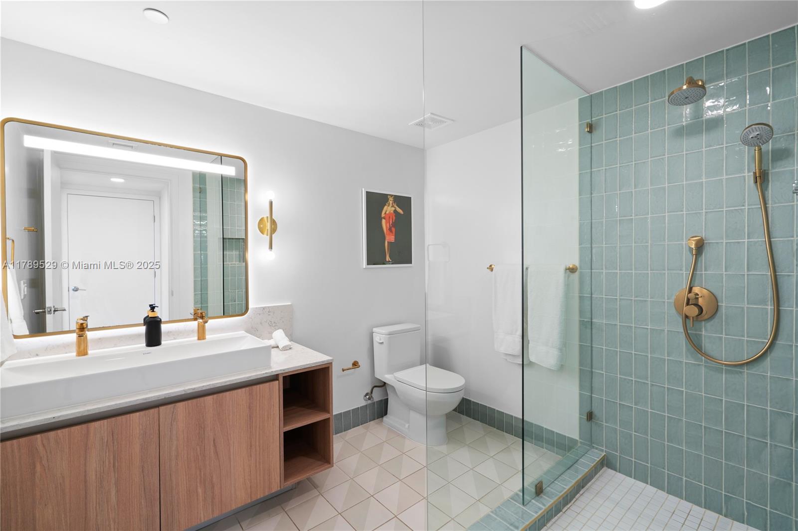 Natiivo/Gale Miami - Residential