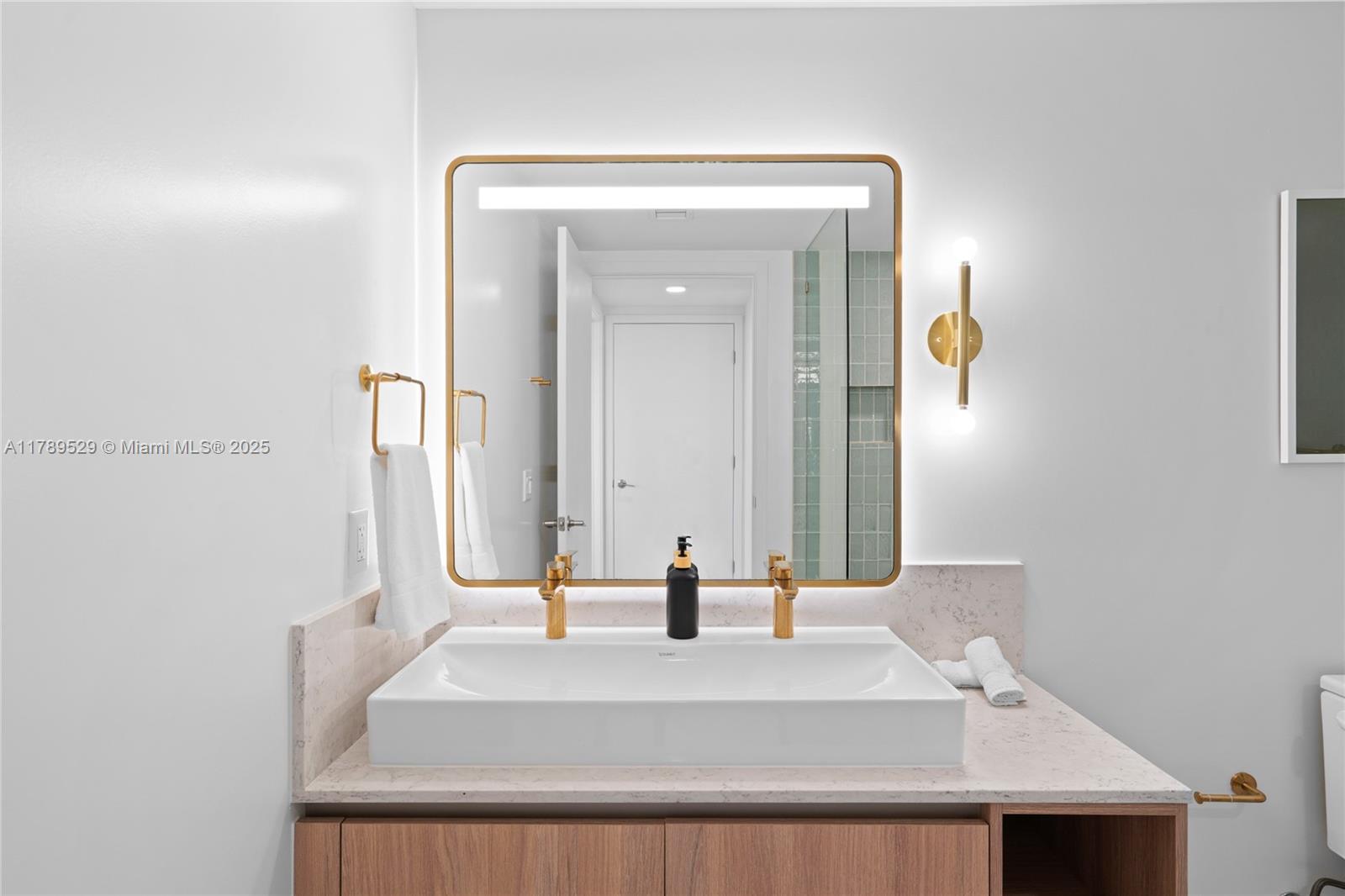 Natiivo/Gale Miami - Residential