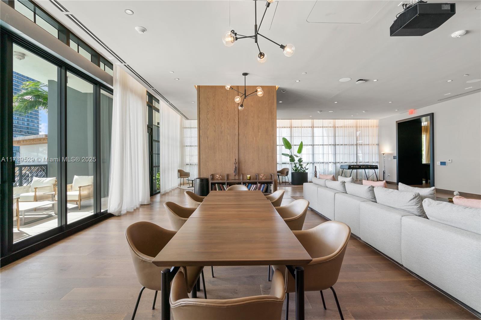 Natiivo/Gale Miami - Residential