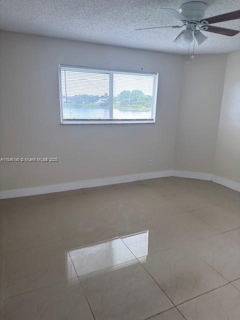 SUMMER LAKE - Residential Lease