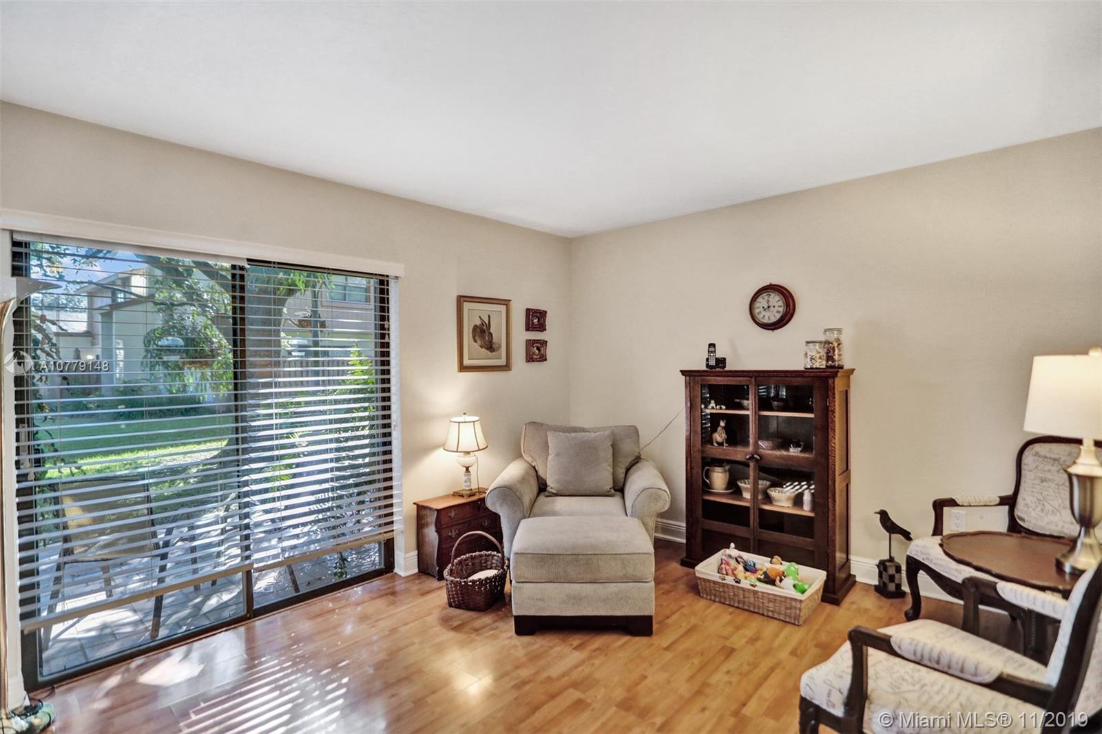 SABAL CHASE SEC 6 - Residential