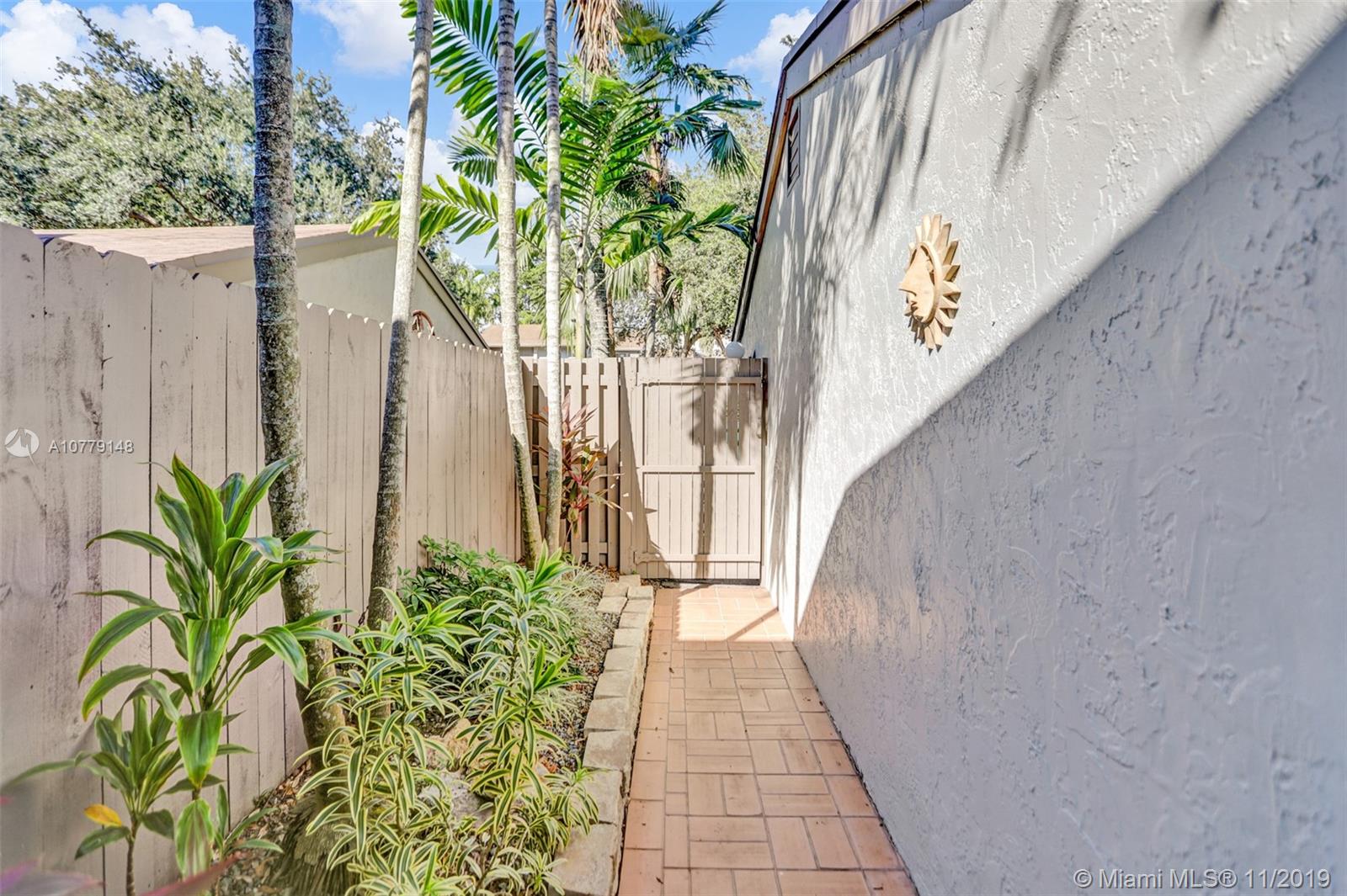 SABAL CHASE SEC 6 - Residential