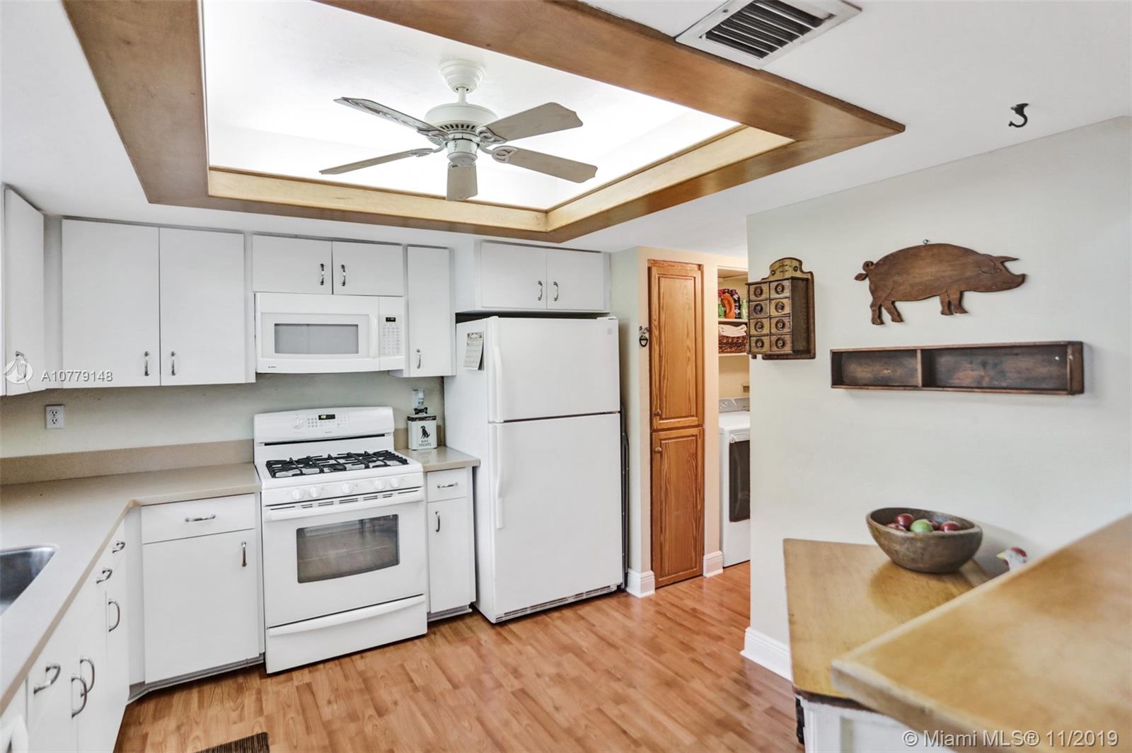 SABAL CHASE SEC 6 - Residential