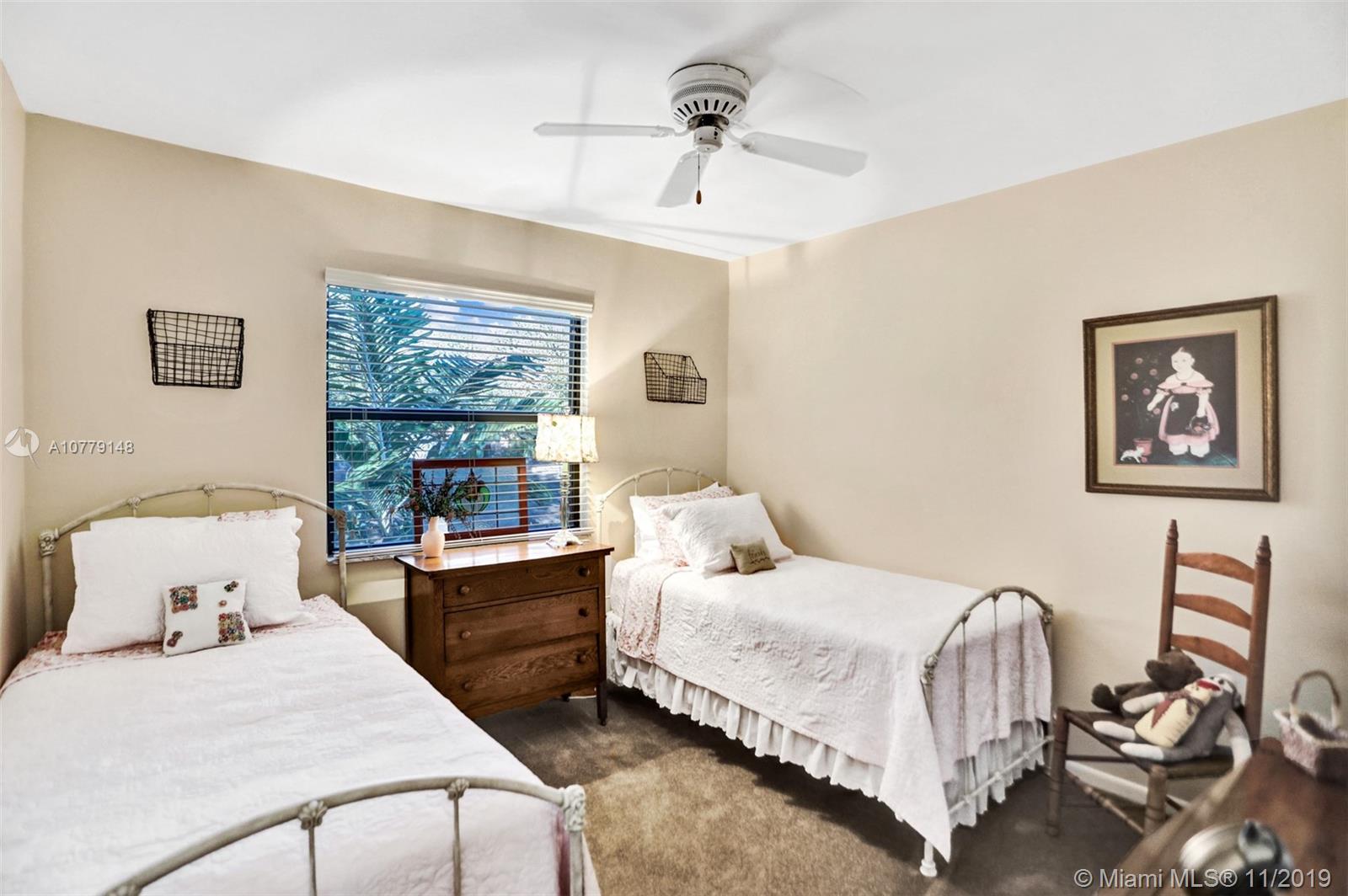 SABAL CHASE SEC 6 - Residential