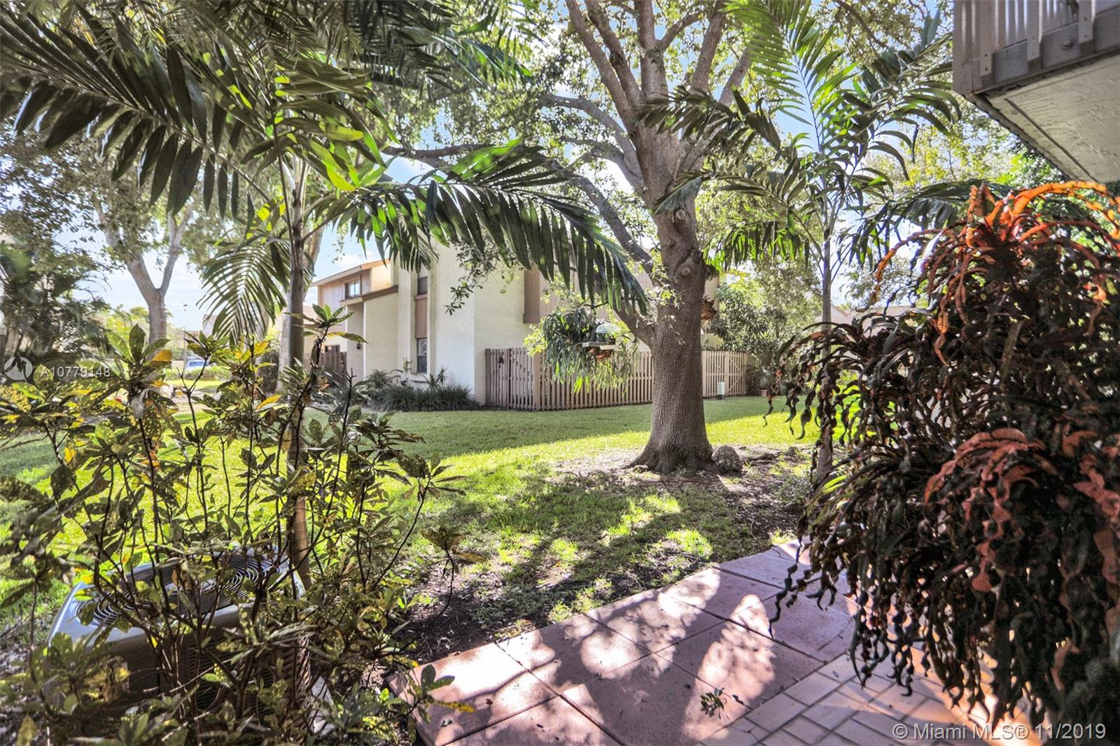 SABAL CHASE SEC 6 - Residential