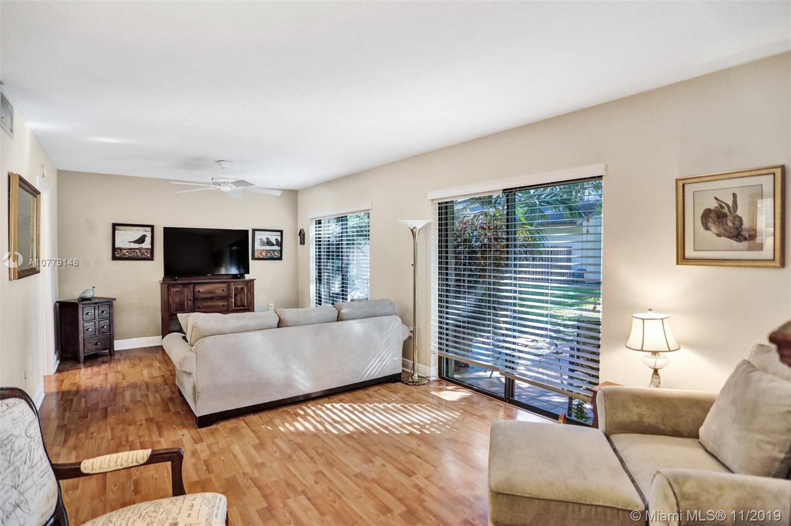 SABAL CHASE SEC 6 - Residential