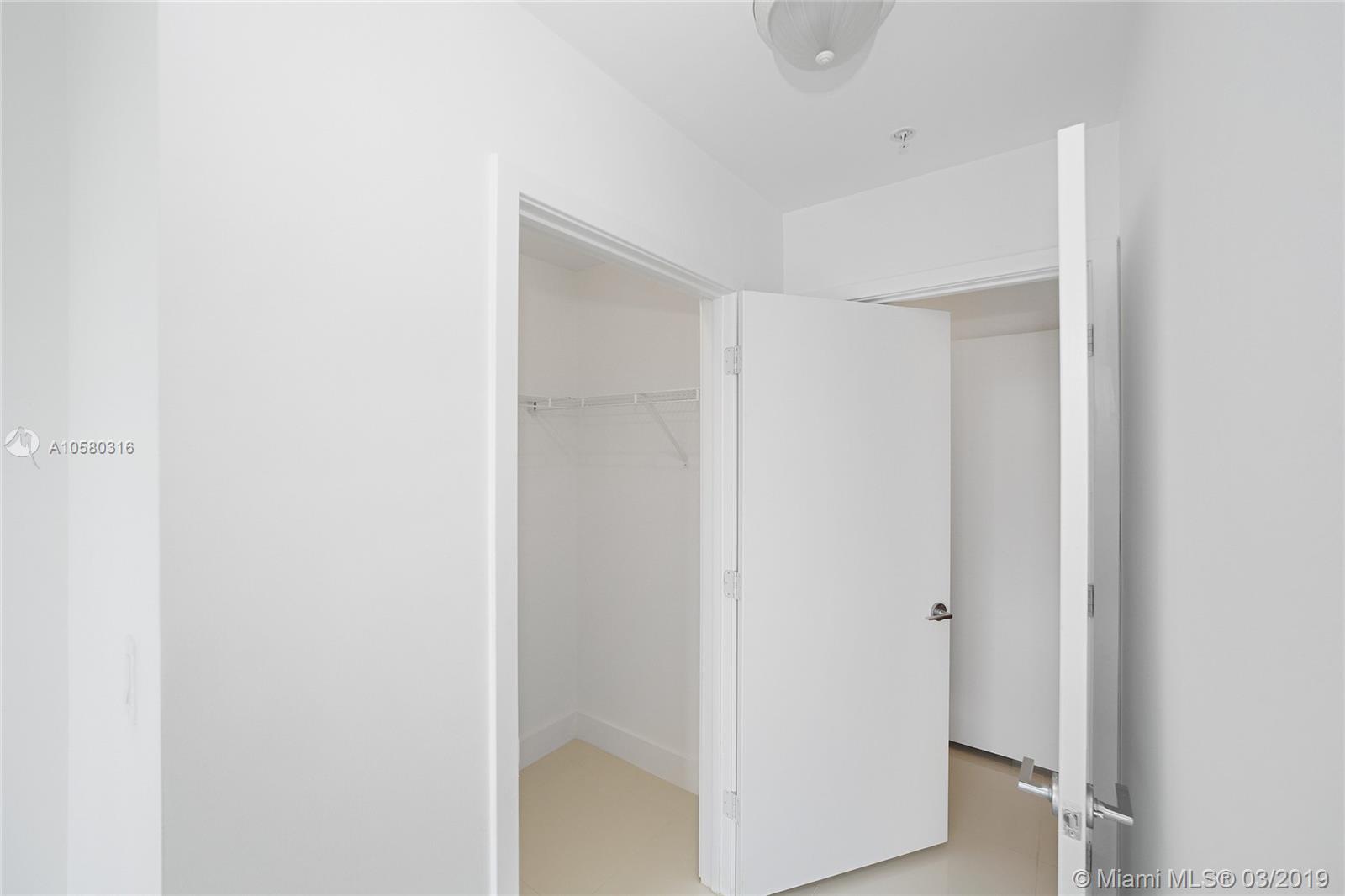 THE AXIS ON BRICKELL II C - Residential Lease