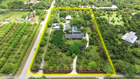 Photo of 15720 SW 258th St, Homestead, FL 33031 (MLS # A12066681)