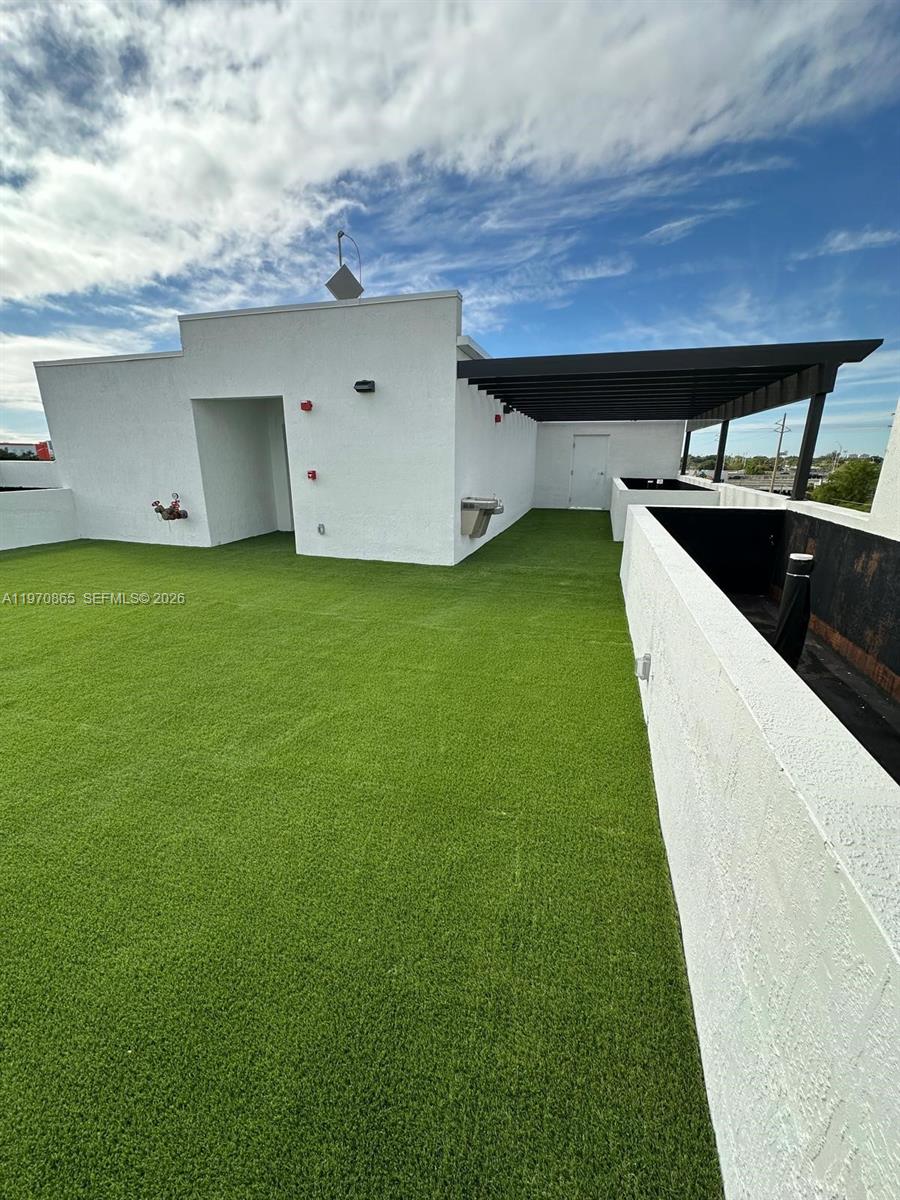 BUENA VISTA EST - Residential Lease