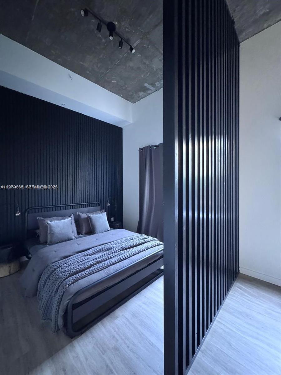 BUENA VISTA EST - Residential Lease