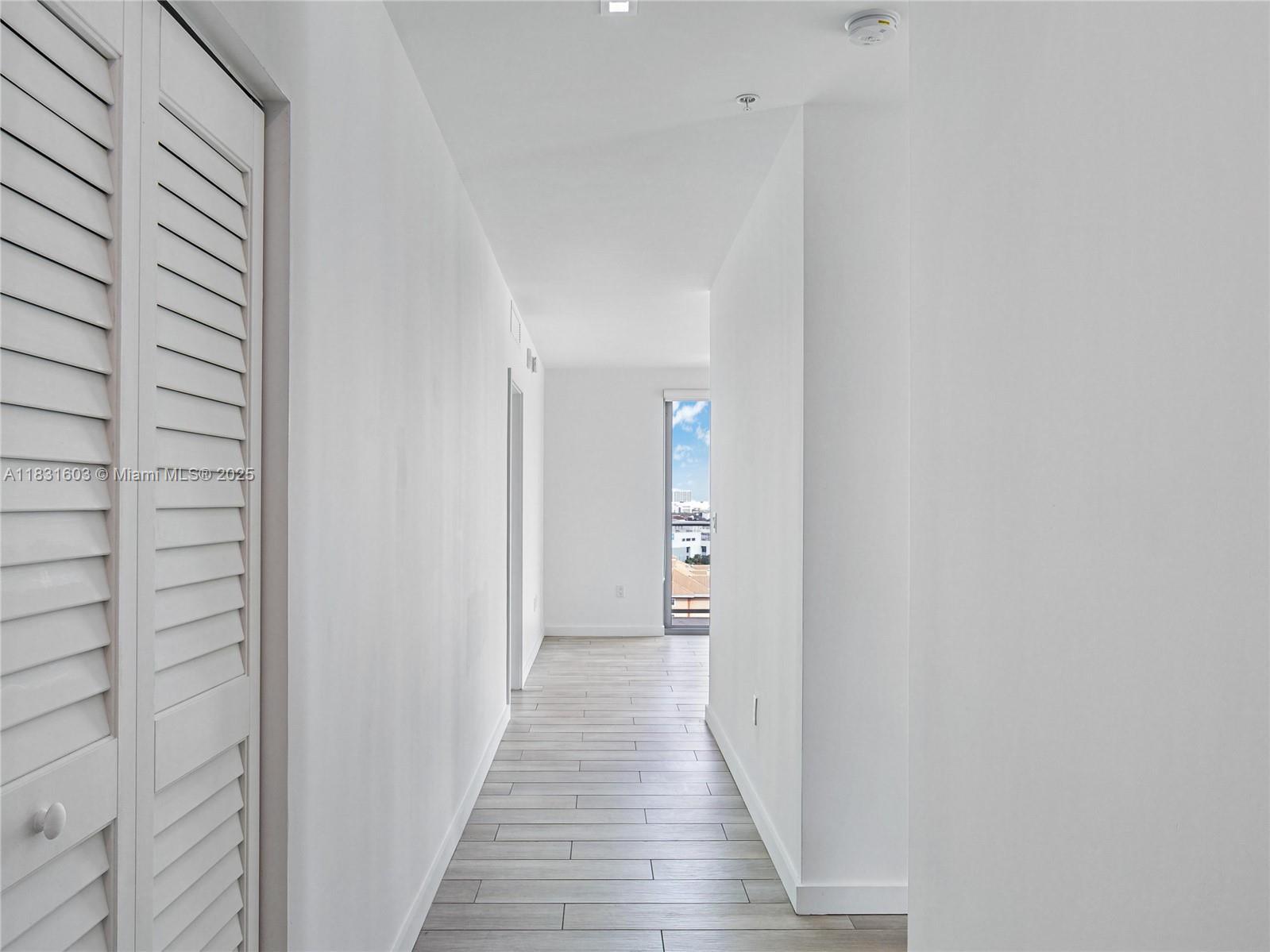 1600 SW 1st Ave 1210