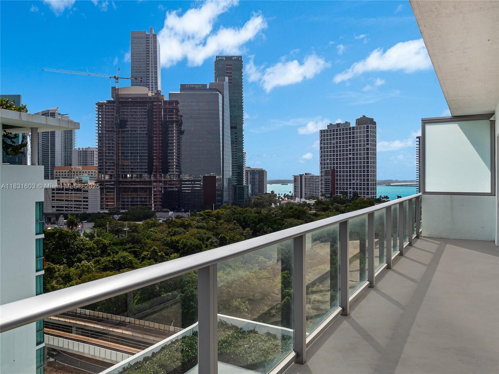 1600 SW 1st Ave 1210