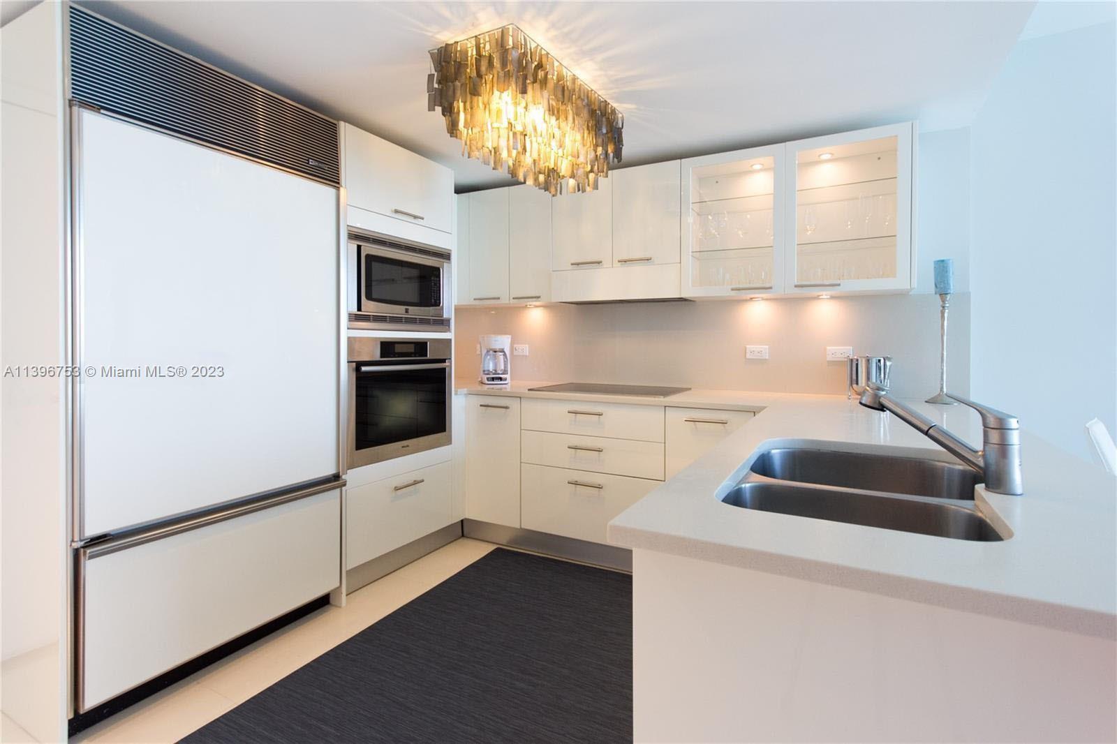 CENTRAL CARILLON BEACH - Residential Lease