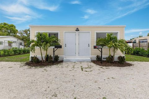 5931 SW 64th St B South Miami FL 33143