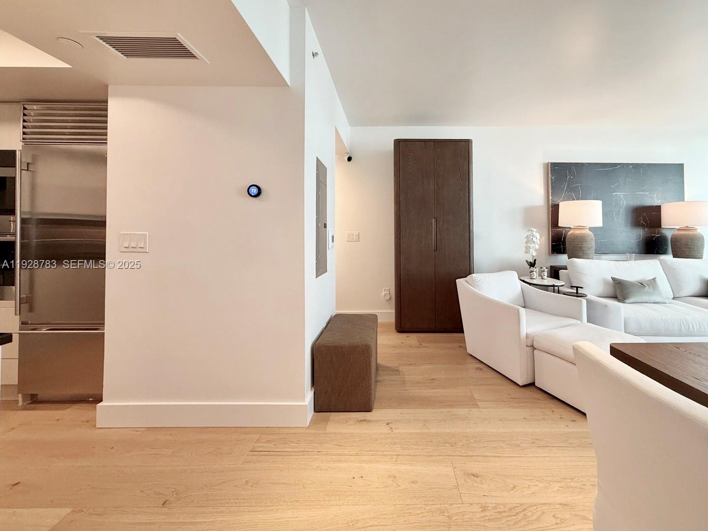 JADE RESIDENCES AT BRICKE - Residential