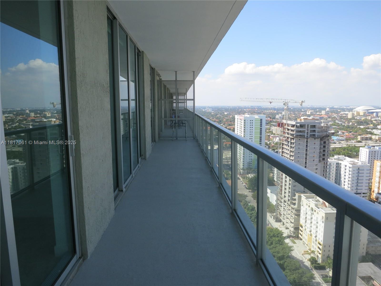 THE AXIS ON BRICKELL COND - Residential Lease