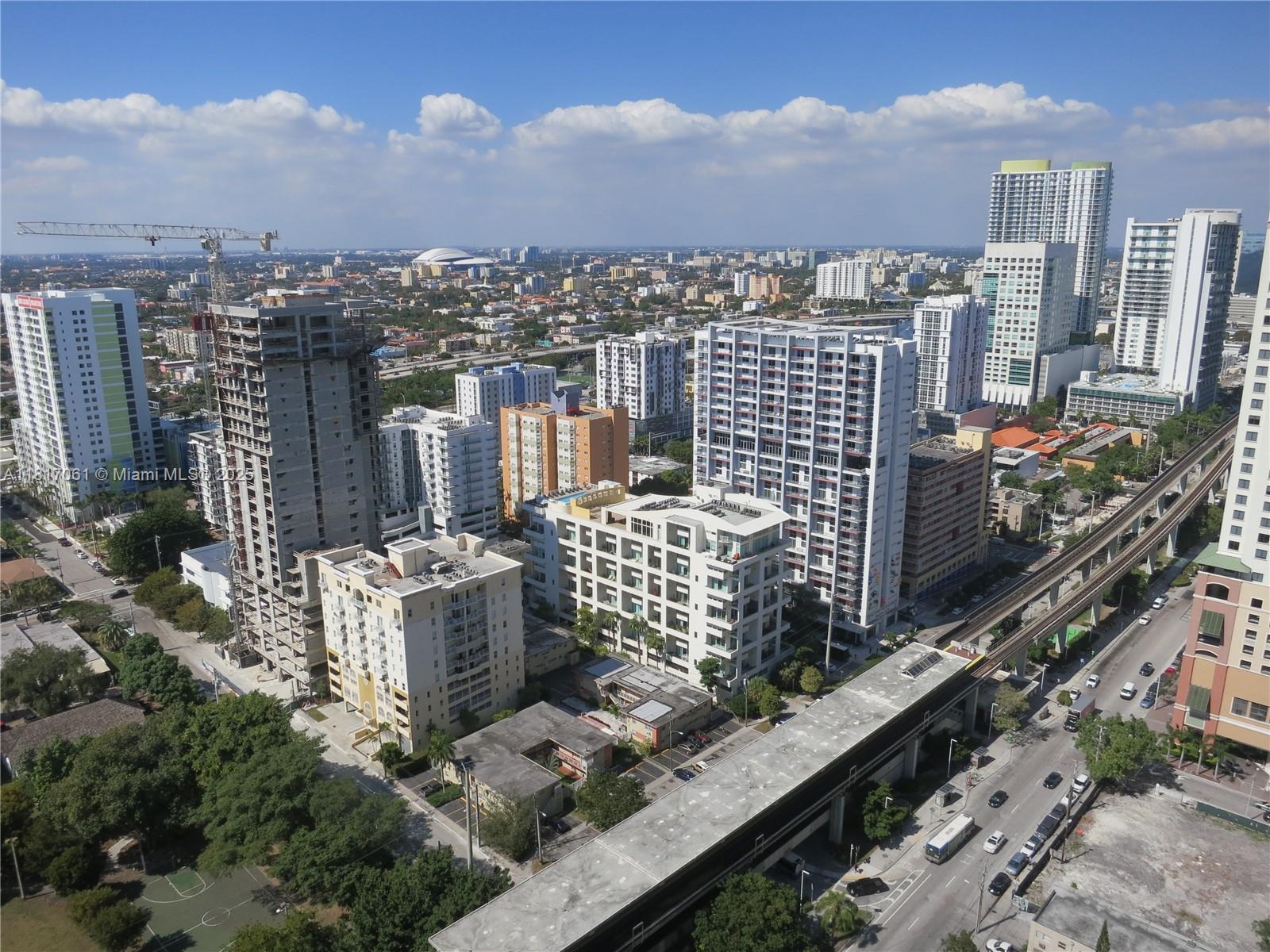 THE AXIS ON BRICKELL COND - Residential Lease