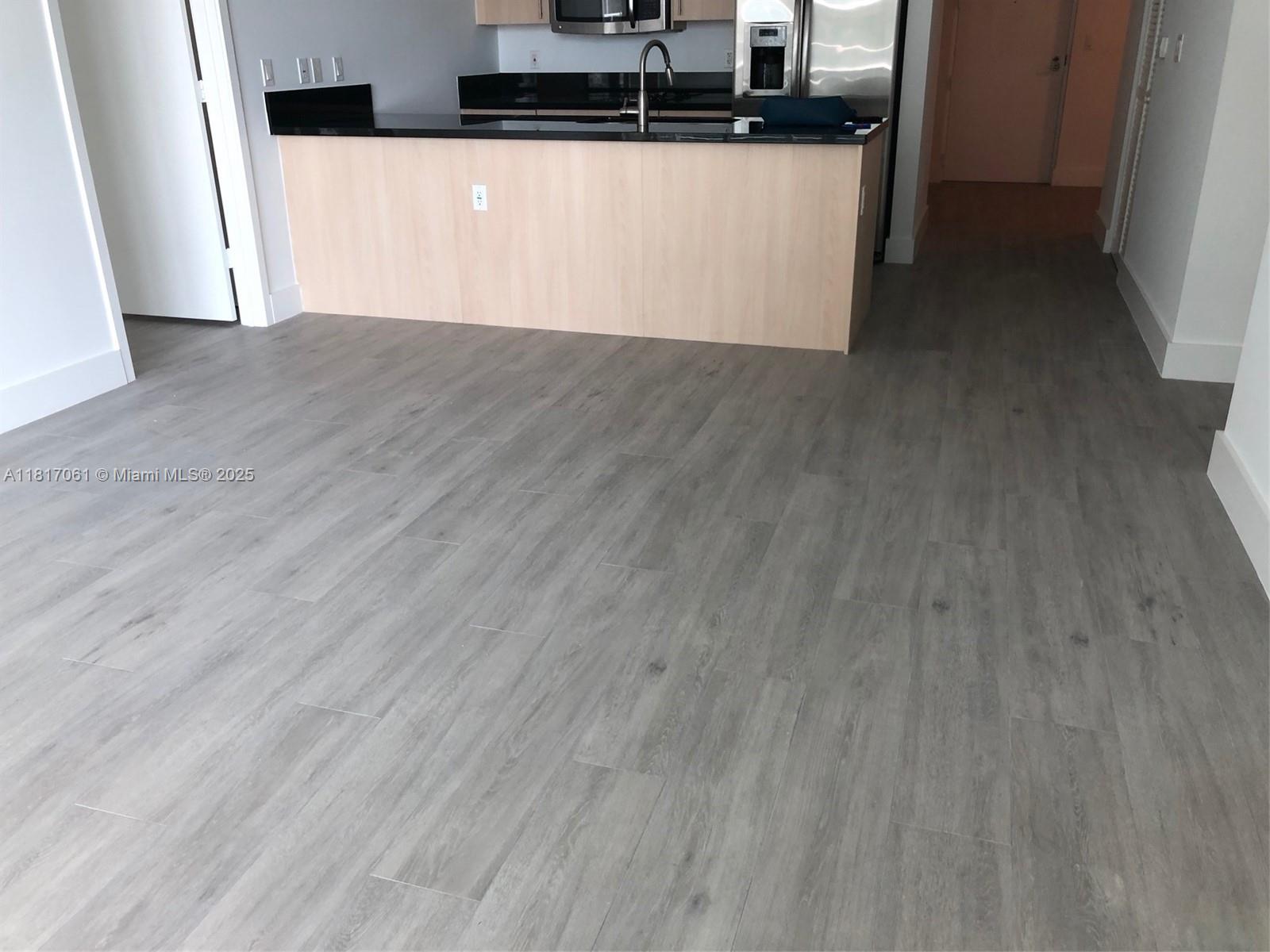 THE AXIS ON BRICKELL COND - Residential Lease