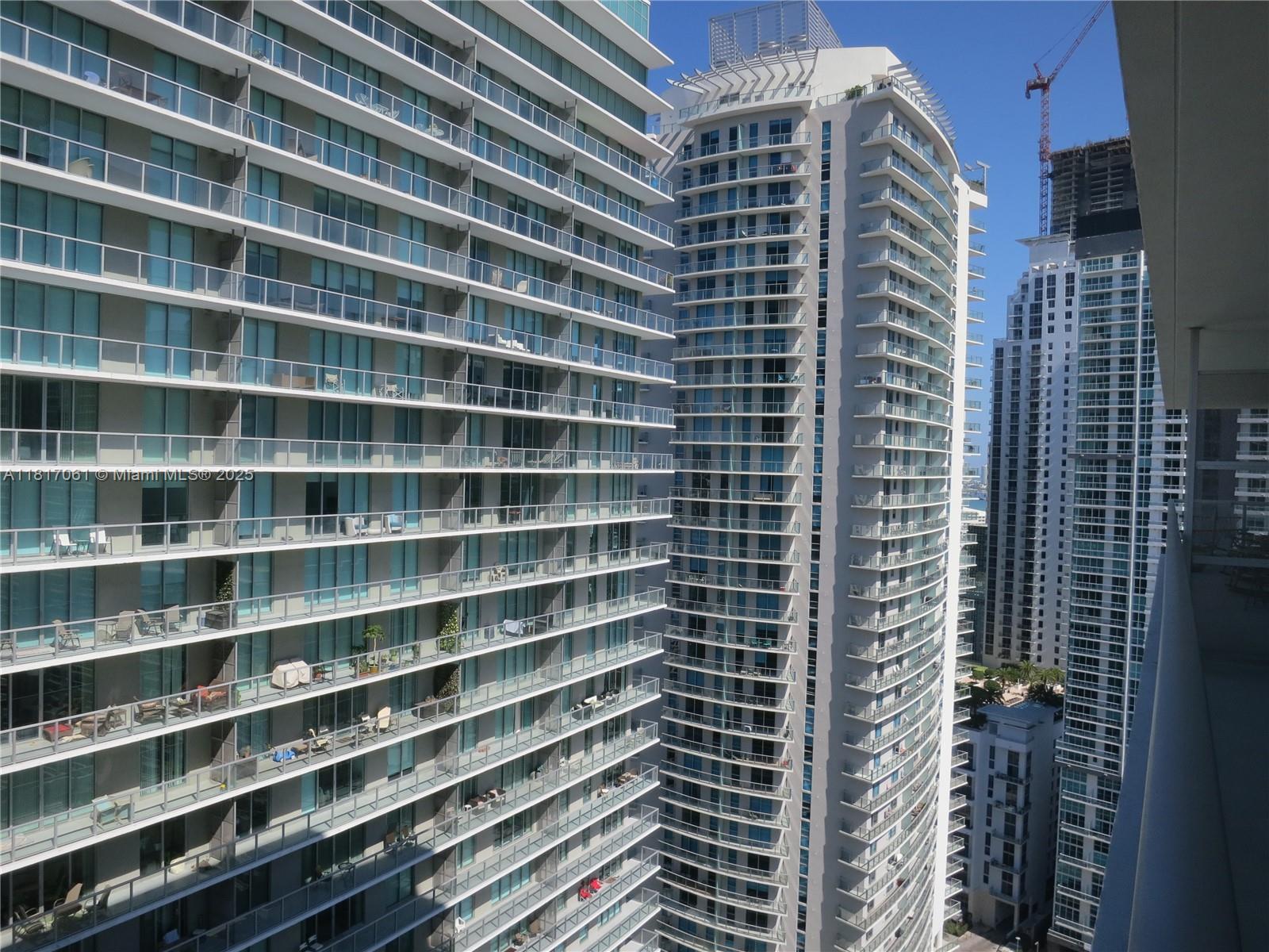 THE AXIS ON BRICKELL COND - Residential Lease