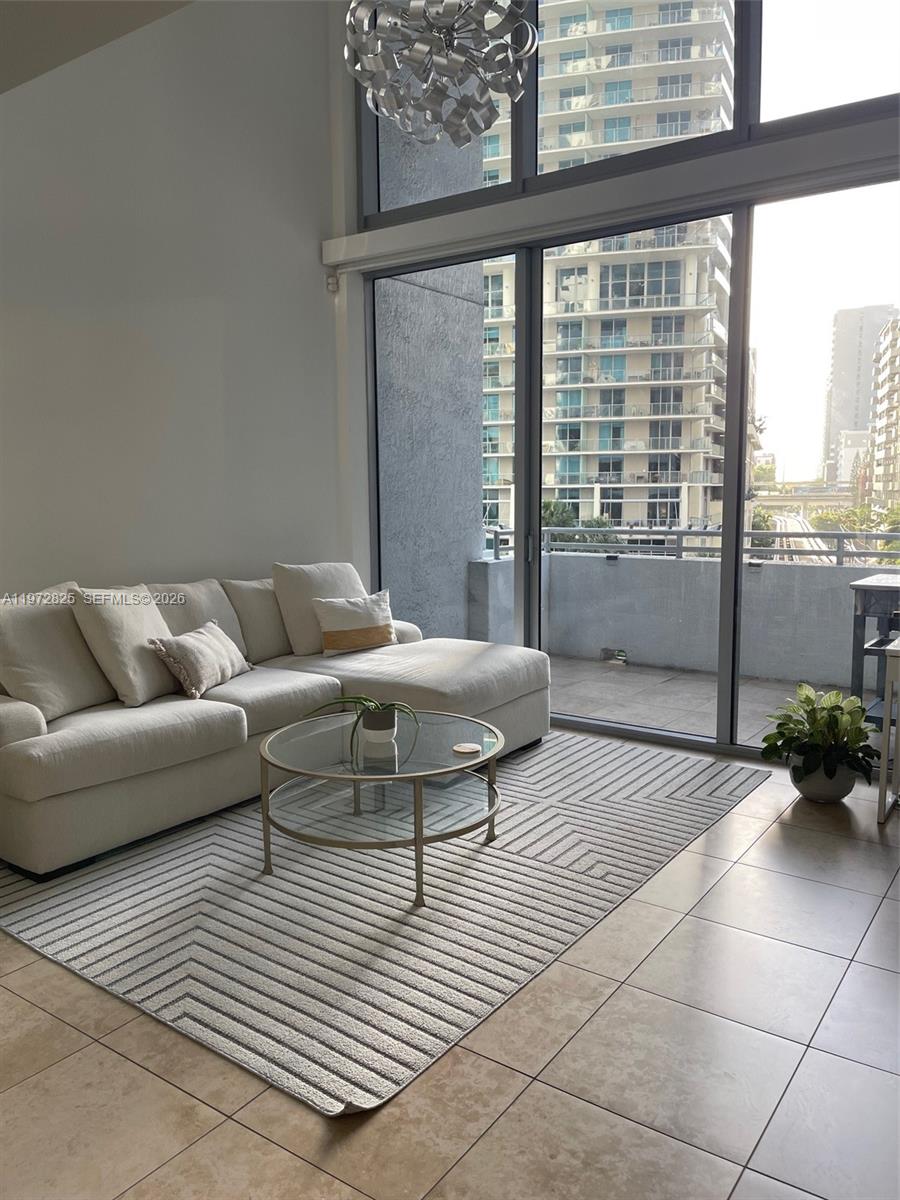 1050 Brickell Ave 410