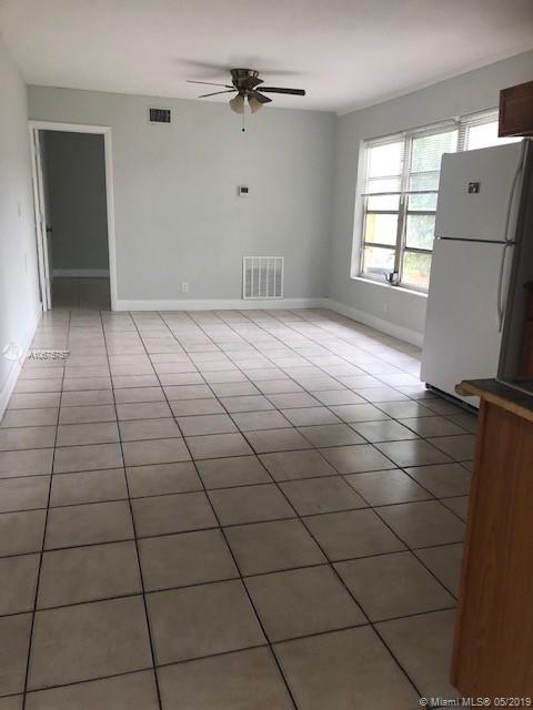 COLLIER MANOR - Residential