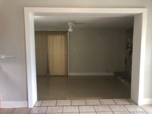 COLLIER MANOR - Residential