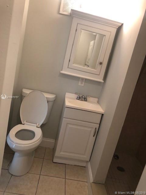 COLLIER MANOR - Residential