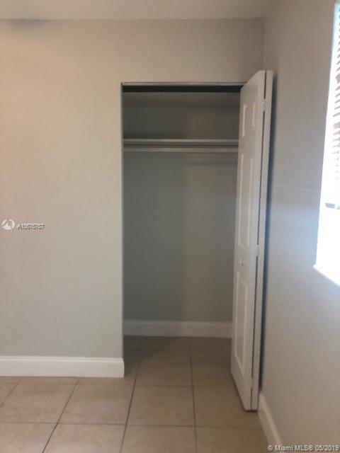 COLLIER MANOR - Residential