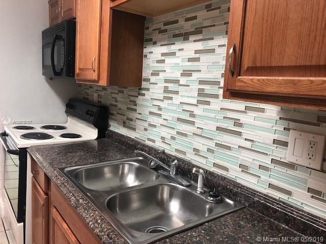 COLLIER MANOR - Residential