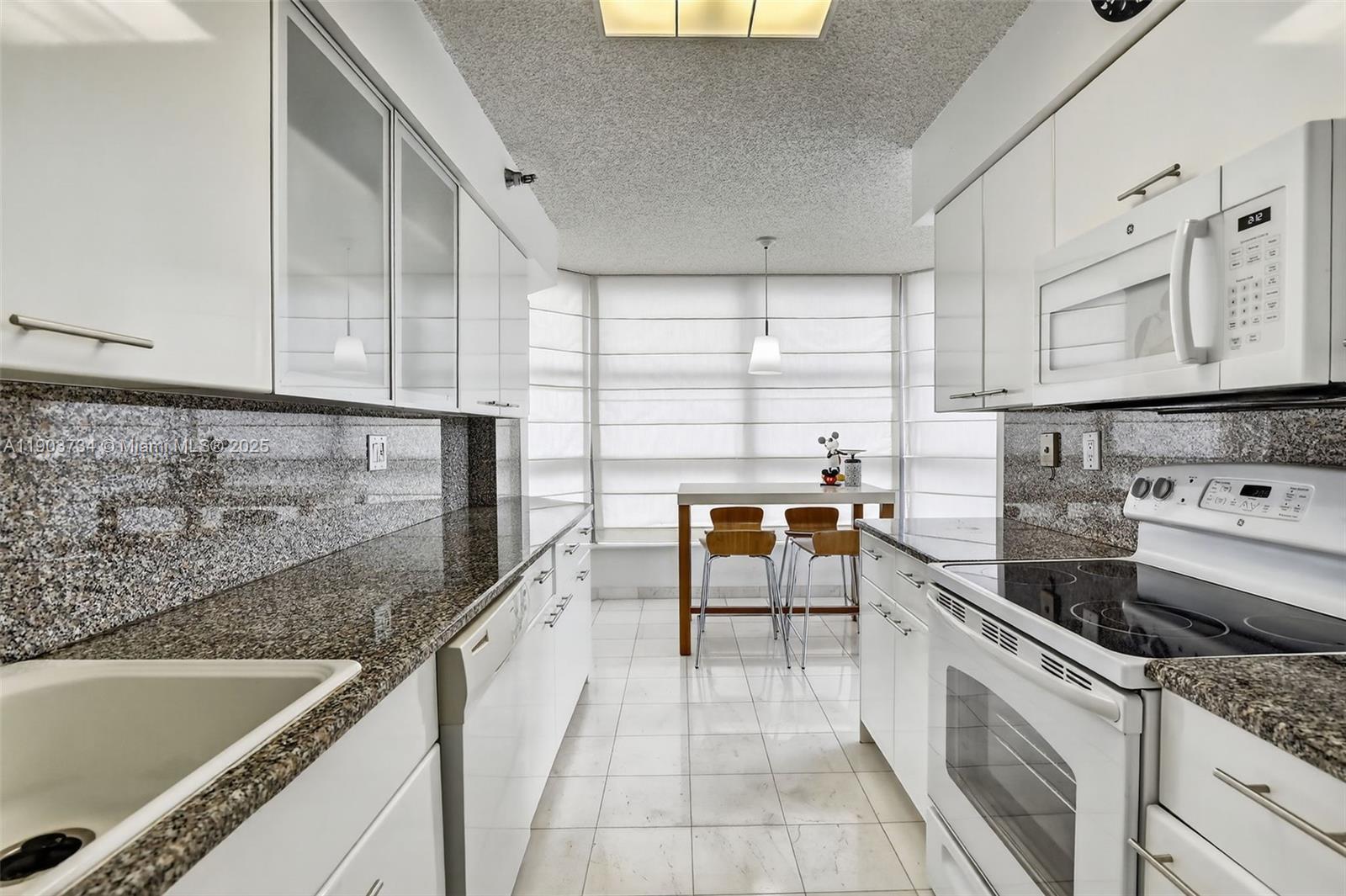 MYSTIC POINTE TOWER 600 C - Residential Lease