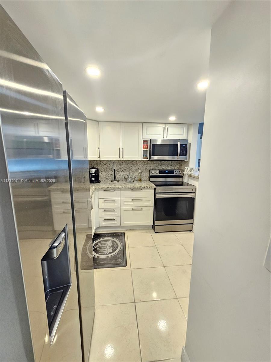 200 172nd St 217