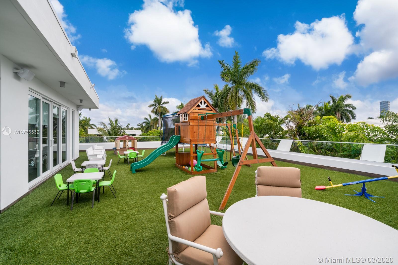 GOLDEN BEACH SEC E - Residential