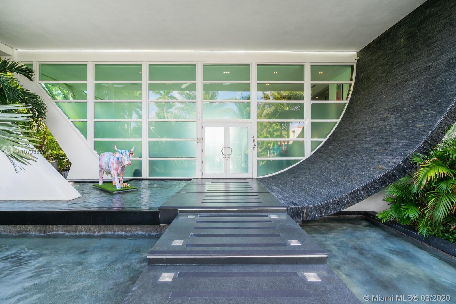 GOLDEN BEACH SEC E - Residential