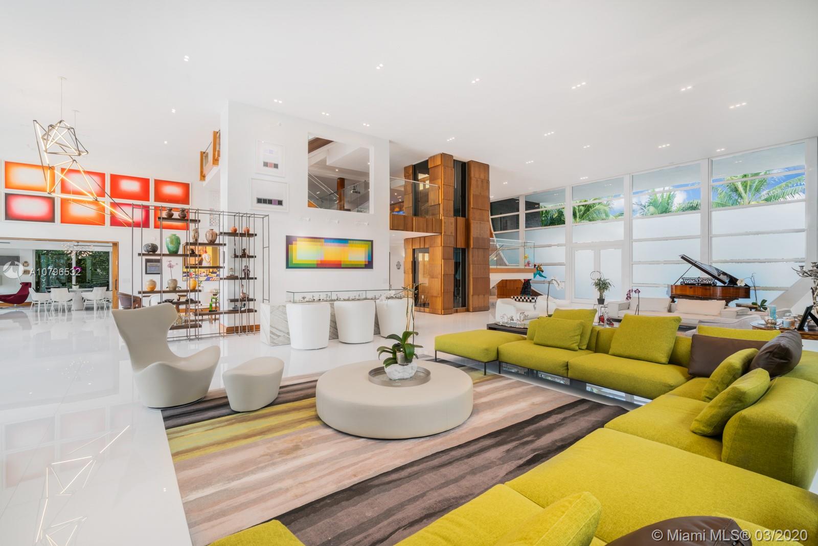 GOLDEN BEACH SEC E - Residential