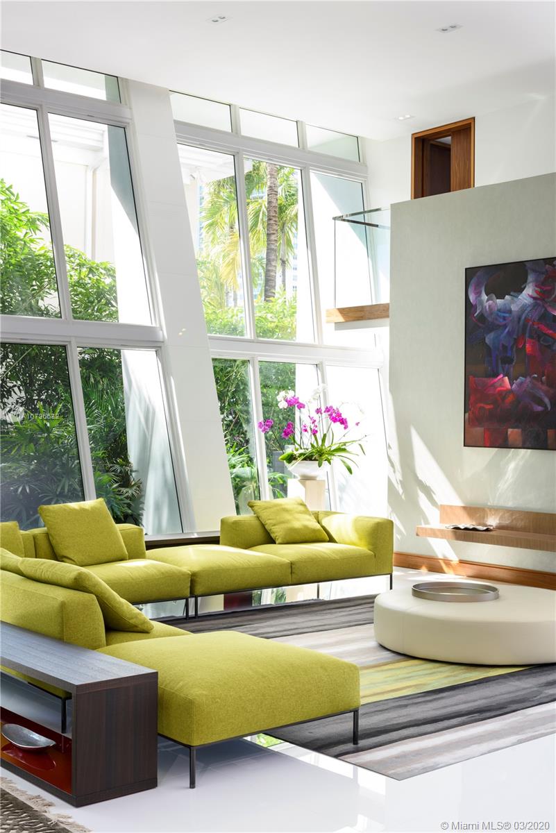 GOLDEN BEACH SEC E - Residential