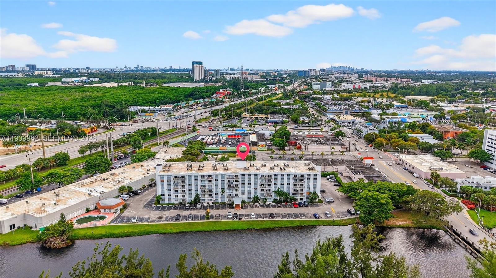 TALL TREES CONDO - Residential