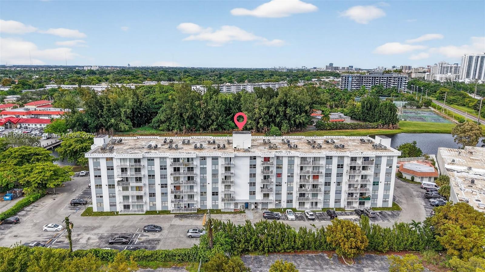 TALL TREES CONDO - Residential