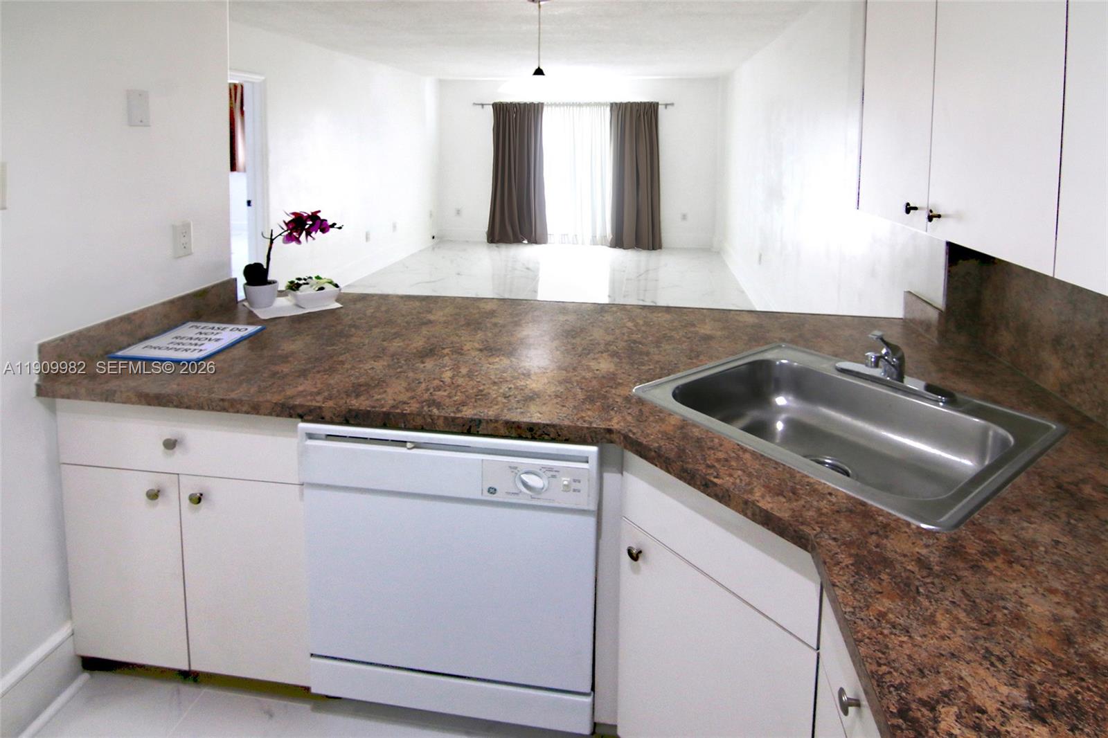 TALL TREES CONDO - Residential