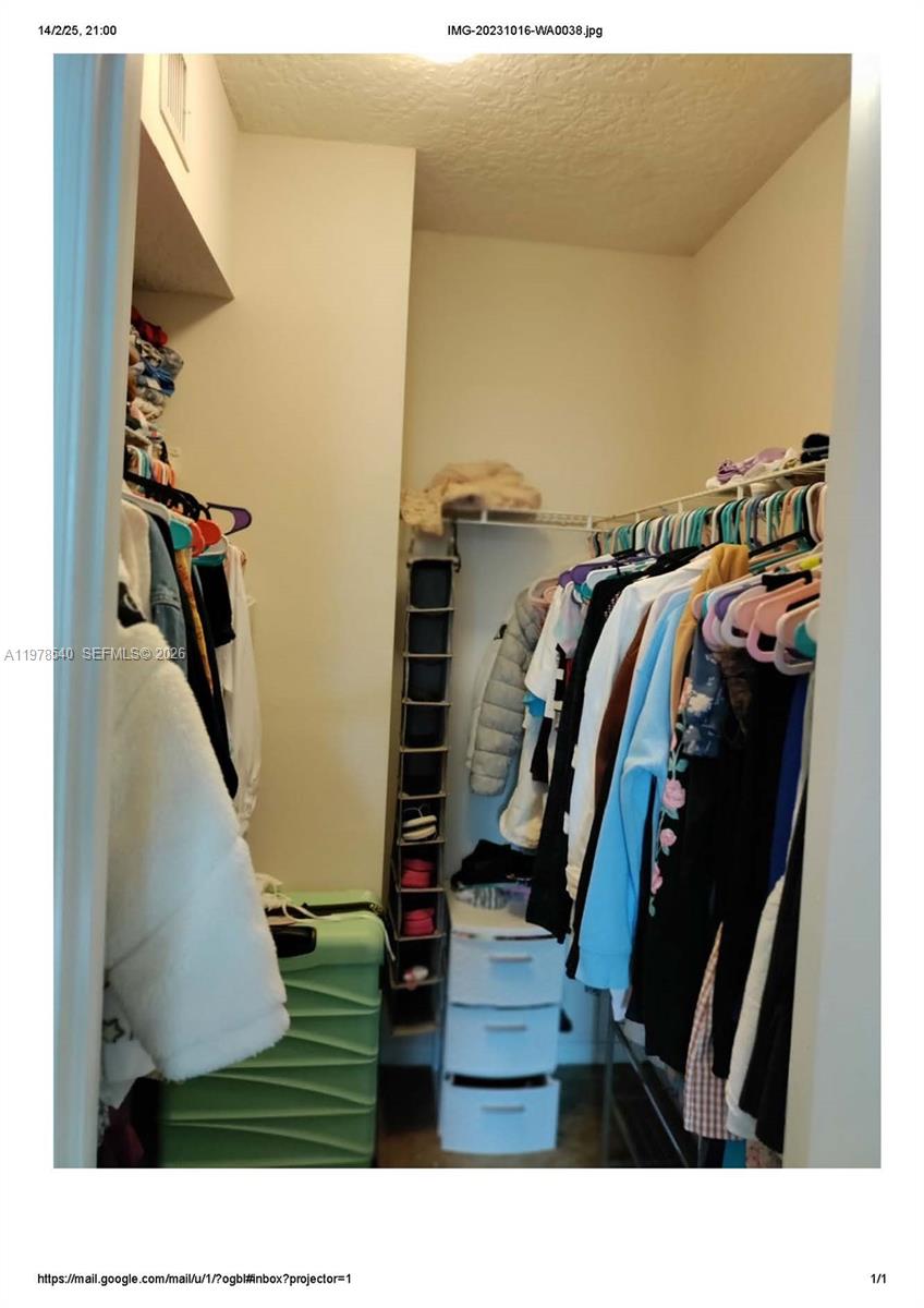 MARQUESA CONDO - Residential