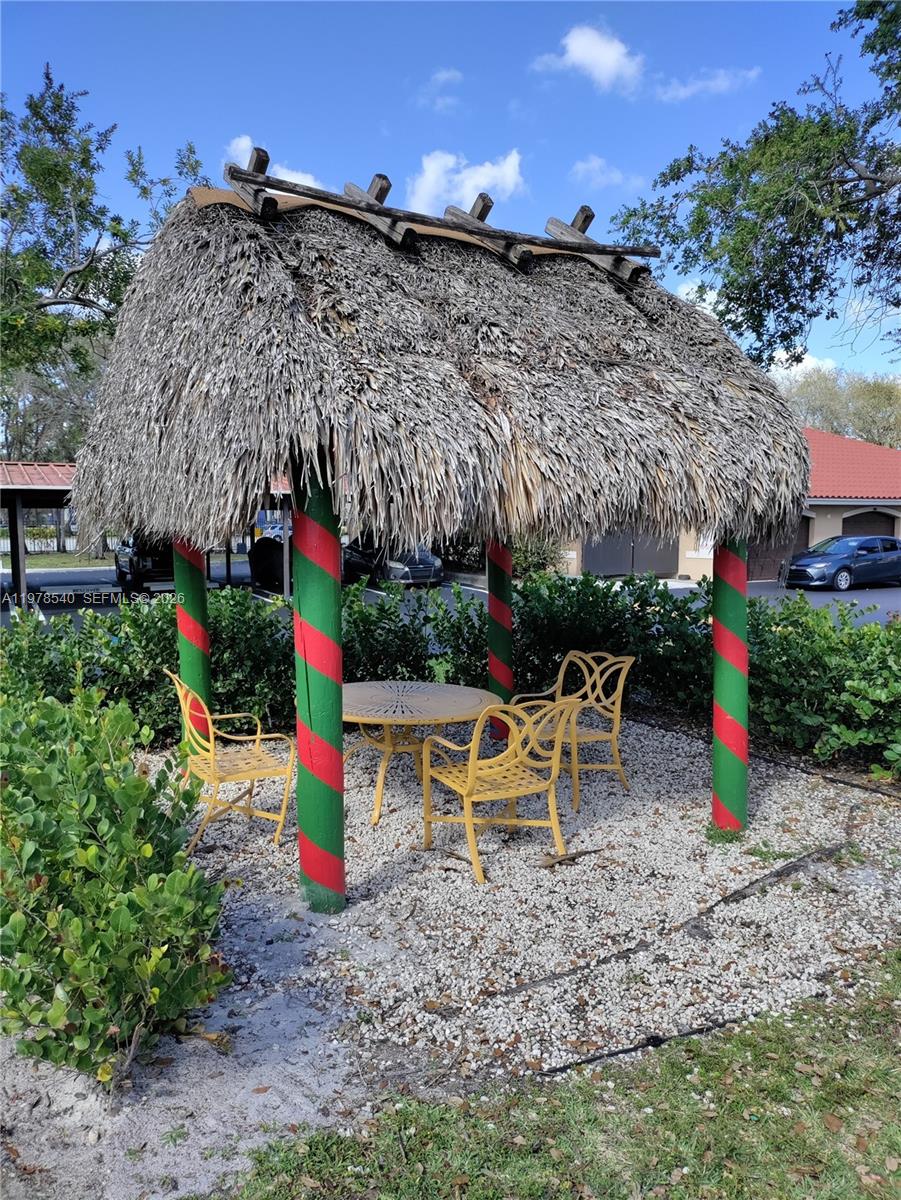 215 SW 117th Ter 14205