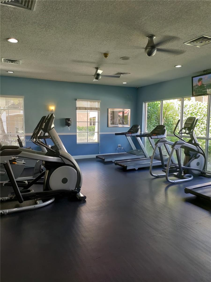 MARQUESA CONDO - Residential