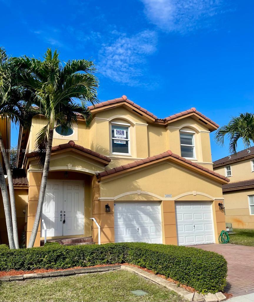 ISLANDS AT DORAL TOWNHOME - Residential Lease