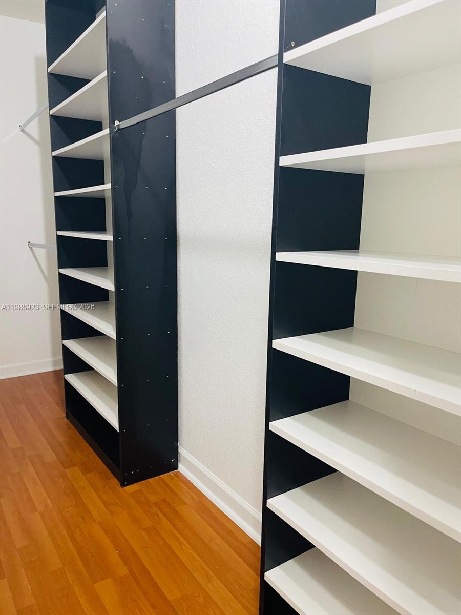 ISLANDS AT DORAL TOWNHOME - Residential Lease