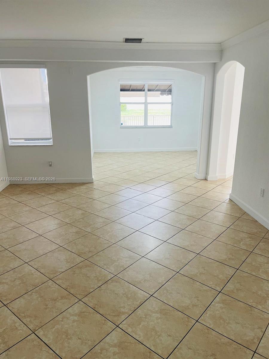 ISLANDS AT DORAL TOWNHOME - Residential Lease