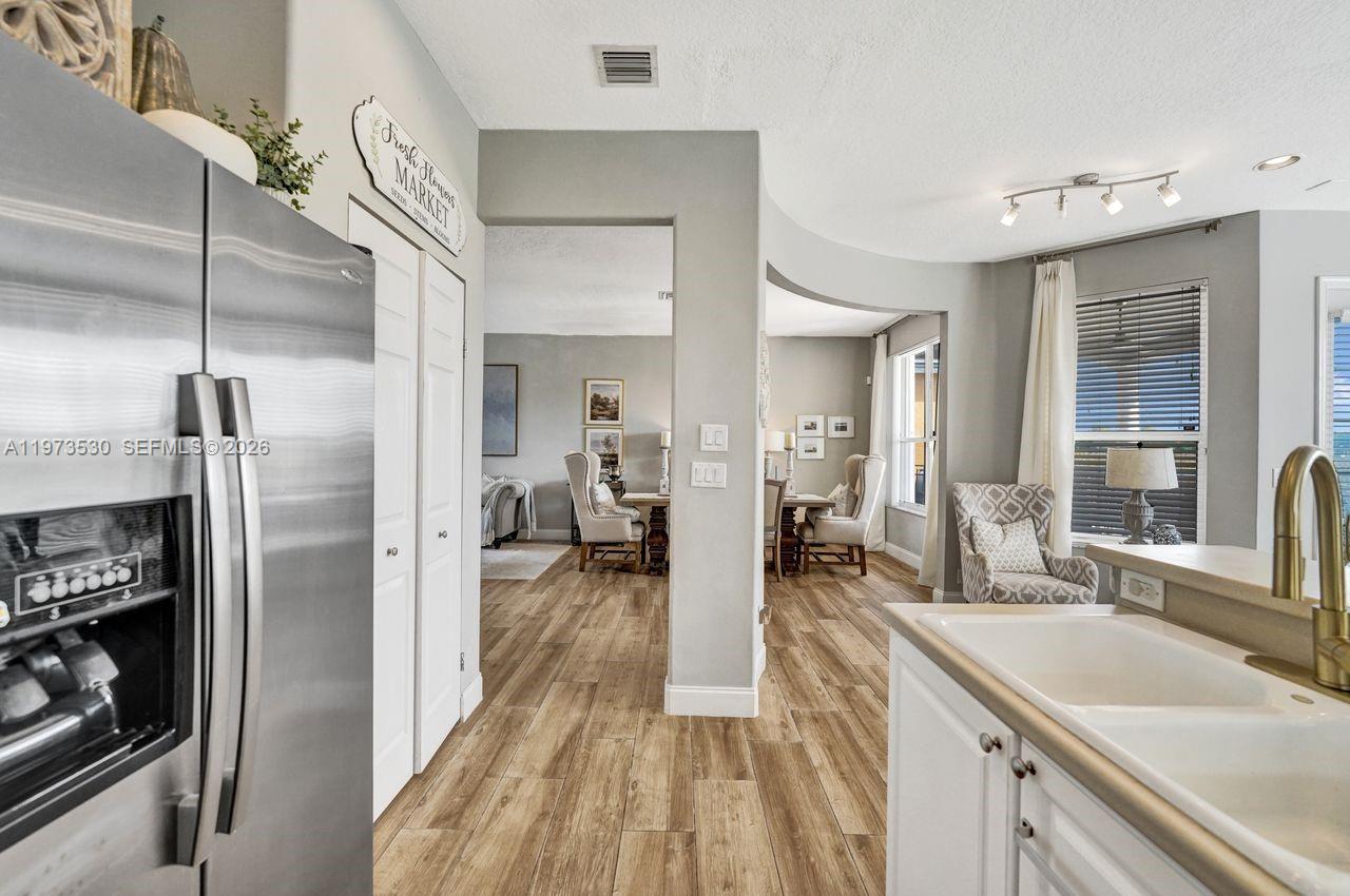 SILVER SHORES (PARCELS A - Residential